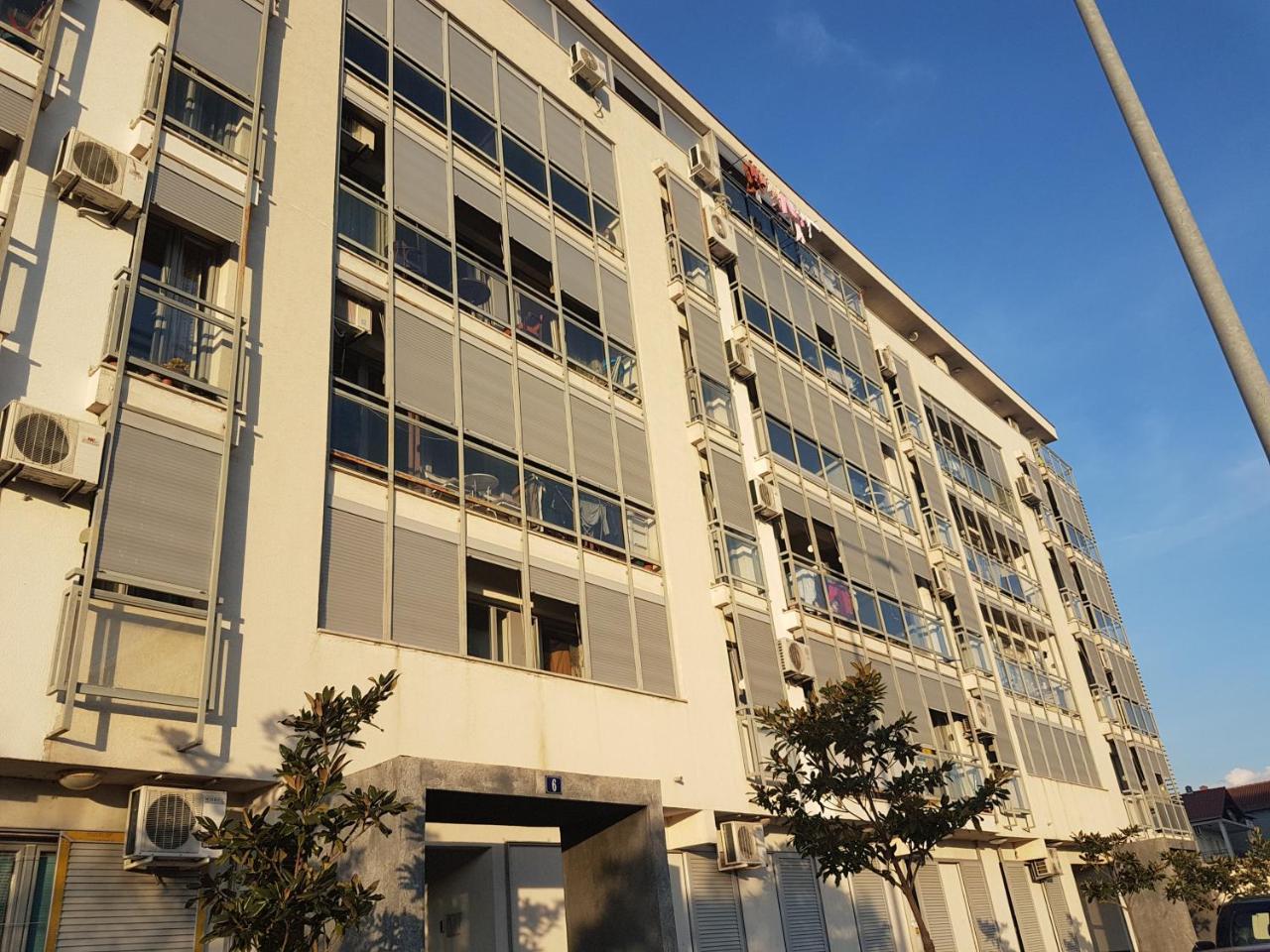 Delta Apartment Podgorica Kültér fotó